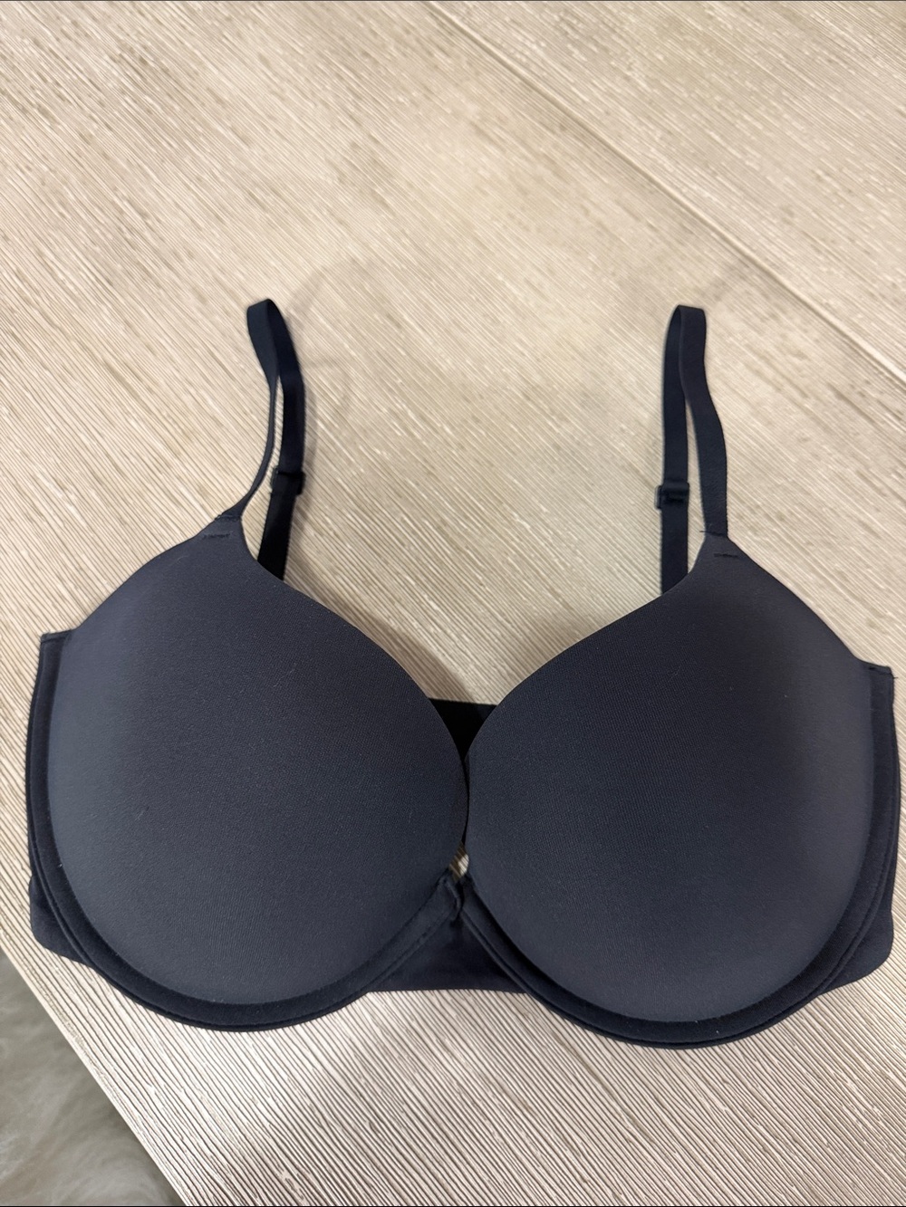 Skims black onyx underwire push up bra 32DD